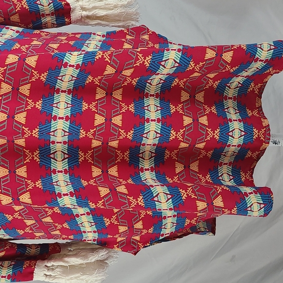 Yahada Southwestern Print Blouse - Picture 3 of 12